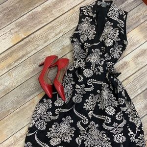 Beautiful Ann Taylor silk wrap dress - Sz 4